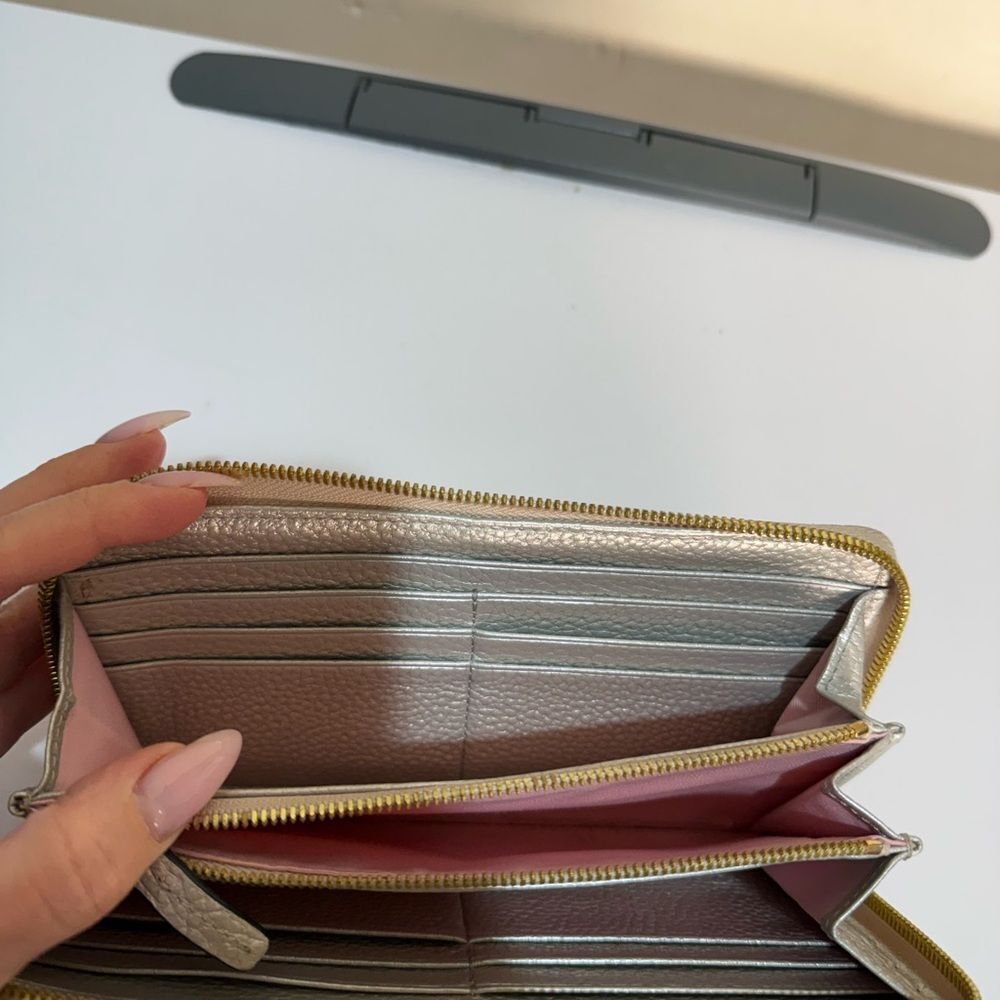 Chic Metallic Clutch Bag - Picture 7 of 11